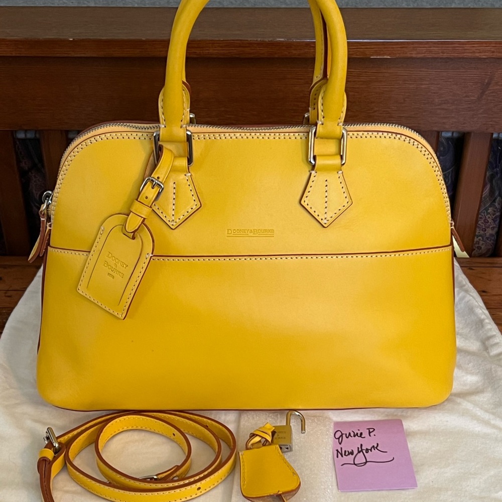 ❤️SOLD❤️ Dooney & Bourke Alto MB513 Short Zip Zip Satchel Rare Sunflower